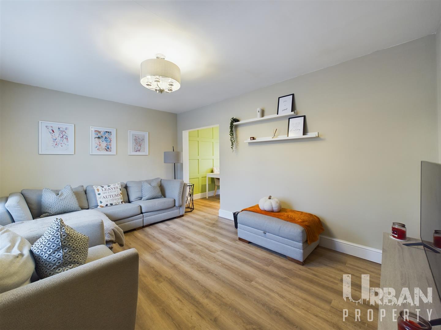 Eastmount Avenue, Hull Urban Property